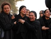 مسلسل سيد الناس الحلقة 19.. الجارحي يغادر الحبس بعد غيابه عن جنازة ابنه
