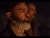 مسلسل ظلم المصطبة الحلقة 5.. ريهام عبد الغفور تطلب الطلاق بعد انتشار فيديو البشعة.. هند تطعن حمادة وتلجأ لحسن وتتعرض للإجهاض فى رحلة الهروب للصعيد.. والشيخ علاء يحترق بنار الانتقام ويشعل النار بورشة إياد نصار