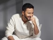 حمادة هلال يحتفل بعيد الفطر فى العين السخنة الليلة