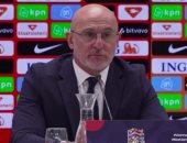 حارس برشلونة يشعل مشادة قوية بين مدرب إسبانيا وصحفي عقب مباراة مصر