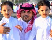 احتفالات العرب بعيد الفطر المبارك.. 10 دول تحتفل بالعيد اليوم و3 عادات تجمعهم.. فعاليات ثقافية وفنية فى السعودية.. "فوالة العيد" وشواطىء مجانية بالإمارات.. 188 ألف مسافر بمطار الكويت خلال العيد