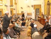 محافظ الوادى الجديد يختتم اللقاءات الرمضانية بالمجمع الإسلامى بالداخلة