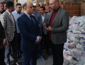 محافظ كفر الشيخ: توافر السلع الغذائية بأسعار مخفضة فى شركة الجملة