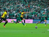 الأهلى ضد الاتحاد.. قمة الدورى السعودى سلبية فى الشوط الأول