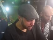 محمد إمام في عزاء زوجة نضال الشافعي: "الزعيم كويس والله العظيم".. فيديو