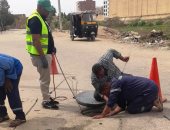 محافظ أسوان: تشكيل لجنة فنية لدراسة أسباب طفح الصرف بمنطقة الكرور