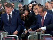 الرئيس السيسى ونظيره الفرنسى يستقلان المترو من محطة عدلى منصور