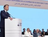 مصر وفرنسا بين شامبليون وماكرون.. طلاسم الهيروغليفية رموز الخلود والتواصل الحديث بشيفرات المستقبل