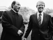 سعيد الشحات يكتب: ذات يوم 10 أبريل 1979.. الأغلبية البرلمانية توافق على معاهدة السلام مع إسرائيل وتهتف للسادات وتغنى «بلادى» وراء فايدة كامل.. والأقلية الرافضة ترد بنشيد: «والله زمان يا سلاحى»