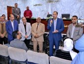 محافظ سوهاج يسلم 100 كفالة مالية للأسر الأولى بالرعاية