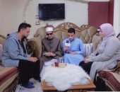 والدة محمد أحمد حسن: أكرمني الله بثلاثة من ذوي البصيرة ولا أتعامل معهم أنهم مكفوفين