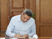 محافظ السويس يعتمد التعريفة الجديدة لسيارات الأجرة والتاكسى