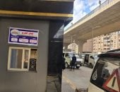 محافظة الجيزة تنشر لافتات التعريفة الجديدة فى المواقف الرسمية.. صور