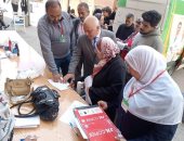 الكشف على 960 شخصا من الأشقاء الفلسطينيين فى قافلة طبية بمدينة العبور