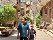 شاب يزرع 1000 شجرة بشوارع قنا على نفقته الخاصة: "نفسى أحولها كلها شجر".. فيديو