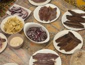 استعدى لعزومة الفسيخ والرنجة في شم النسيم.. 5 أشياء لا غنى عنها لضيافة مميزة