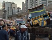 محافظ الإسكندرية يشدد على تكثيف حملات إزالة الإشغالات والتعديات بالأحياء