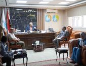 رئيس مياه سوهاج يبحث تنفيذ مشروعات حياة كريمة بـ4 مراكز فى المحافظة