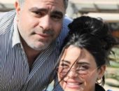 "بحبك" و"وأنا أوى أوى".. وصلة غزل بين محمد شاهين وأسماء جلال