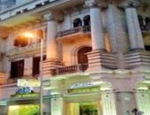 حكاية قصر عائلة "أجيون" فى الإسكندرية.. تحفة معمارية بشارع فؤاد من القرن التاسع عشر.. صممه أنطوان لاشياك عام 1882.. وسليم وبشارة تقلا اشتريا المبنى ليصبح مقرا لجريدة الأهرام.. وخبير: مزيح من الفن الإيطالى.. صور