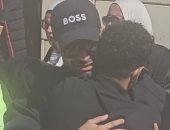 حمدي الميرغني ينهار بعد وداع خاله سليمان عيد بالمقابر