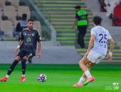 الأهلي يدمر الفيحاء بخماسية في الدوري السعودي.. فيديو