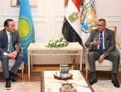 محافظ جنوب سيناء يستقبل سفير كازاخستان لتعزيز العلاقات وبحث سبل التعاون