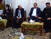 رئيس جامعة العريش وسكرتير عام المحافظة يهنئان الأقباط بعيد القيامة المجيد