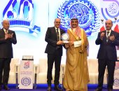 مؤتمر العمل العربى فى دورته الـ51 بالقاهرة: رسائل دعم للعمل المشترك وتأكيد على أولوية حق العمل فى ظل التحولات العالمية.. الرئيس السيسى يرحب بالوفود العربية ويؤكد دعم مصر للعمل العربى المشترك