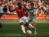 نيس يعبر أنجيه 2-1 ويقترب من المربع الذهبى بمشاركة محمد عبد المنعم