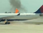 النيران تلتهم طائرة أمريكية في ولاية فلوريدا والسلطات تعلن الطوارئ.. فيديو