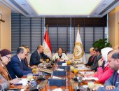 وزيرة البيئة تترأس الجلسة الأولى لمجلس إدارة جهاز تنظيم المخلفات فى تشكيله الجديد
