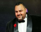 شيكو يقدم شخصية "كاتب روائى" فى فيلم صقر وكناريا مع محمد إمام