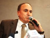 عبد المحسن سلامة يهنئ البلشي بفوزه بمنصب نقيب الصحفيين: احترم رأي الجمعية العمومية