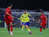 ضمك ضد النصر.. شوط مثير في غياب كريستيانو رونالدو وطارق حامد بديلا