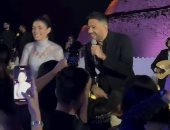 أجواء مبهرة فى زفاف ليلى أحمد زاهر وهشام جمال وحماقى يحيى الحفل.. فيديو
