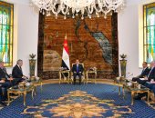 إشادة إيطالية بنجاح مصر فى ملف الهجرة غير الشرعية.. الرئيس السيسى يتلقى تحيات جورجيا ميلونى.. ويؤكد لوزير خارجية إيطاليا رفض مصر تهجير الفلسطينيين وتصفية القضية والتشديد على الاعتراف بالدولة الفلسطينية المستقلة