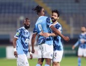 ماذا ينتظر ثلاثى القمة بعد عودة الدورى؟.. بيراميدز يصطدم بحرس الحدود فى مهمة تأمين الصدارة.. الأهلي يواجه بتروجت بحثا عن مصالحة الجماهير بعد الخروج من دورى الأبطال.. والزمالك يواجه المصرى فى لقاء تكسير عظام