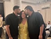 محمود شاهين ابن شقيق إلهام شاهين يحتفل بعقد قران والدته