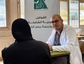 نائب محافظ شمال سيناء يتفقد القافلة الطبية المجانية بالعريش.. صور