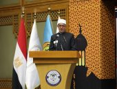 المفتي يدعو لتعزيز جهود بناء الإنسان في مواجهة التحديات المعاصرة عبر الفقه الإسلامي
