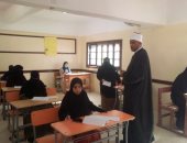 رئيس منطقة كفر الشيخ الأزهرية يتفقد لجان امتحانات النقل لمعاهد القراءات