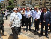 محافظ القاهرة يشرف على نقل وإزالة سوق الزلزال العشوائى فى المقطم