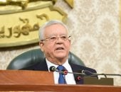 رئيس مجلس النواب للأعضاء: "عايزين سيستم أو طريقة تمنع النائب يقوم من مكانه"