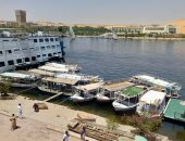 حركة البواخر النيلية تنعش السياحة الدولية فى أسوان.. أفواج أجنبية تتدفق على "درة النيل".. "النايل كروز" للاستمتاع بالطبيعة وزيارة المواقع الأثرية.. معابد مصر والنوبة وجزر النيل أبرز المزارات.. صور وفيديو