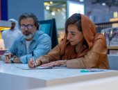 بدور القاسمي توقع كتاب بيت الحكمة الفائز بجائزة الشارقة لكتب الطفل