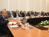 وزير الكهرباء: إعادة هيكلة الشركة المصرية كمشغل مستقل لمنظومة النقل 