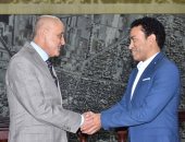 محافظ الأقصر يستقبل الفنان سامح حسين ويؤكد على سمو الفن المصرى الهادف
