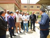 محافظ كفر الشيخ ووزير الزراعة بمدغشقر يتفقدان المركز الدولى للتلقيح الصناعى بسخا