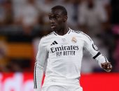 ريال مدريد يكشف تفاصيل إصابة ميندى فى بيان رسمى
